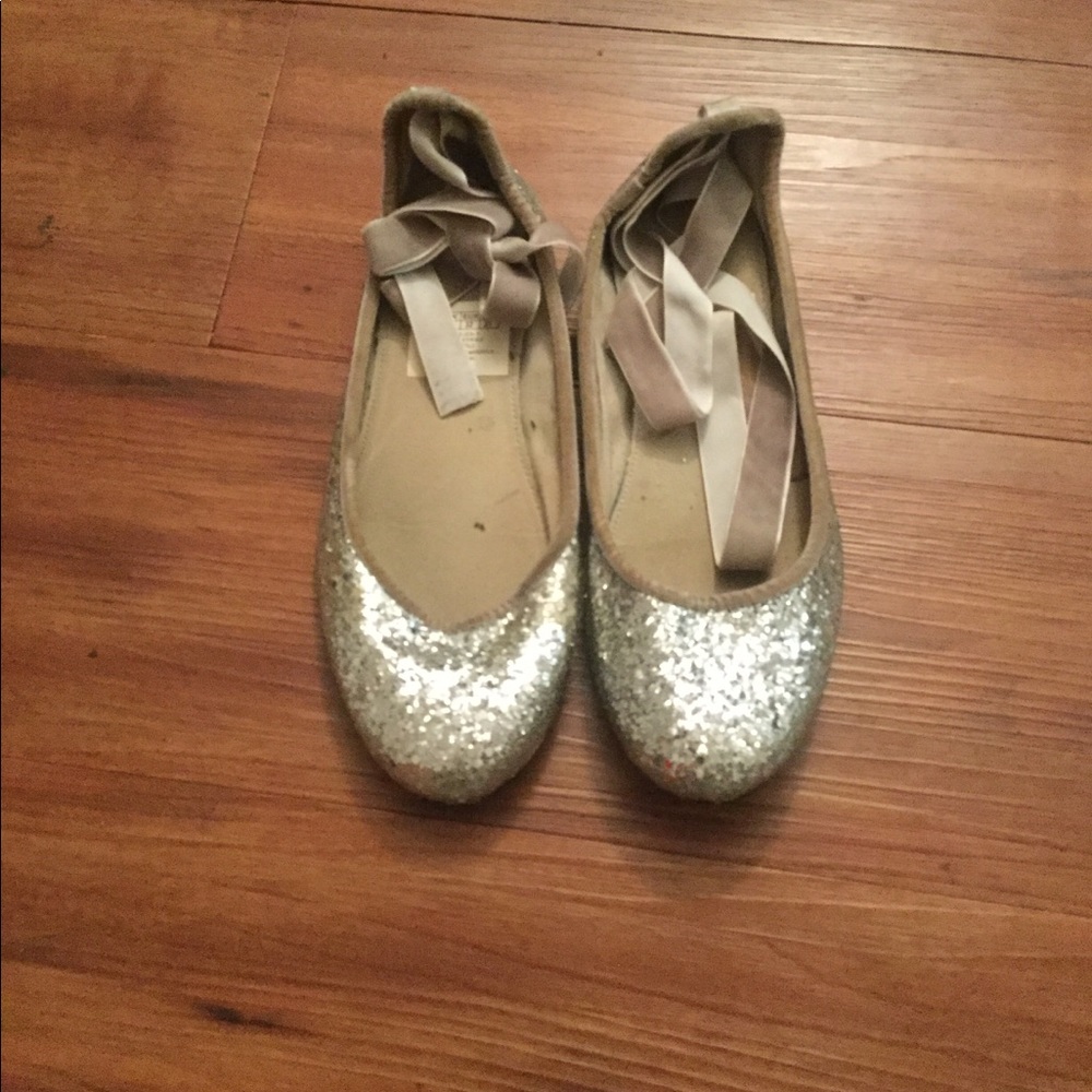 Sparkly sequins flats